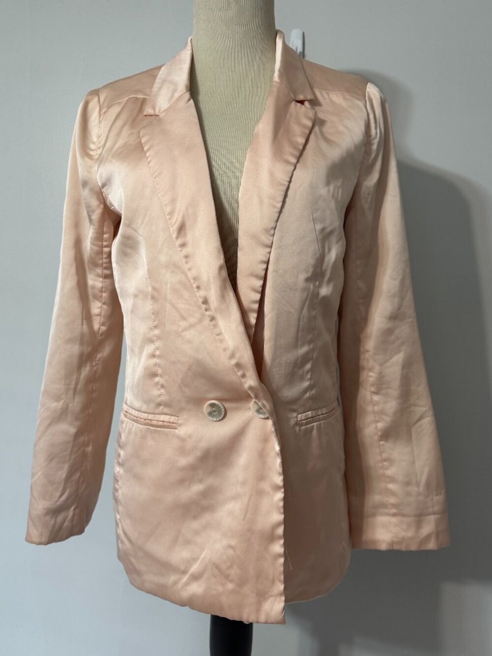 URBAN BEHAVIOR Pink Satin Blazer